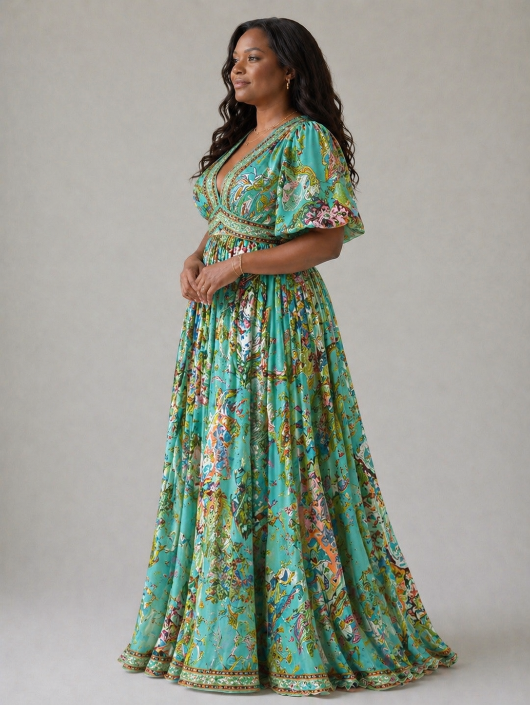 Valentina | Airy maxi dress with puff sleeves and V-neck