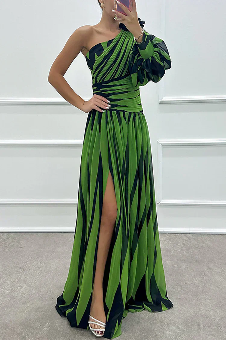 Camille | Elegant Striped Maxi Dress with One Shoulder