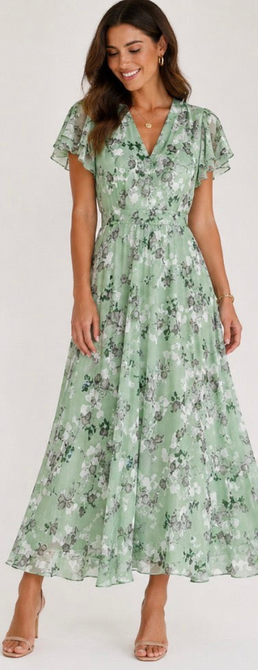 Beatrice | Glamorous dress that covers the belly