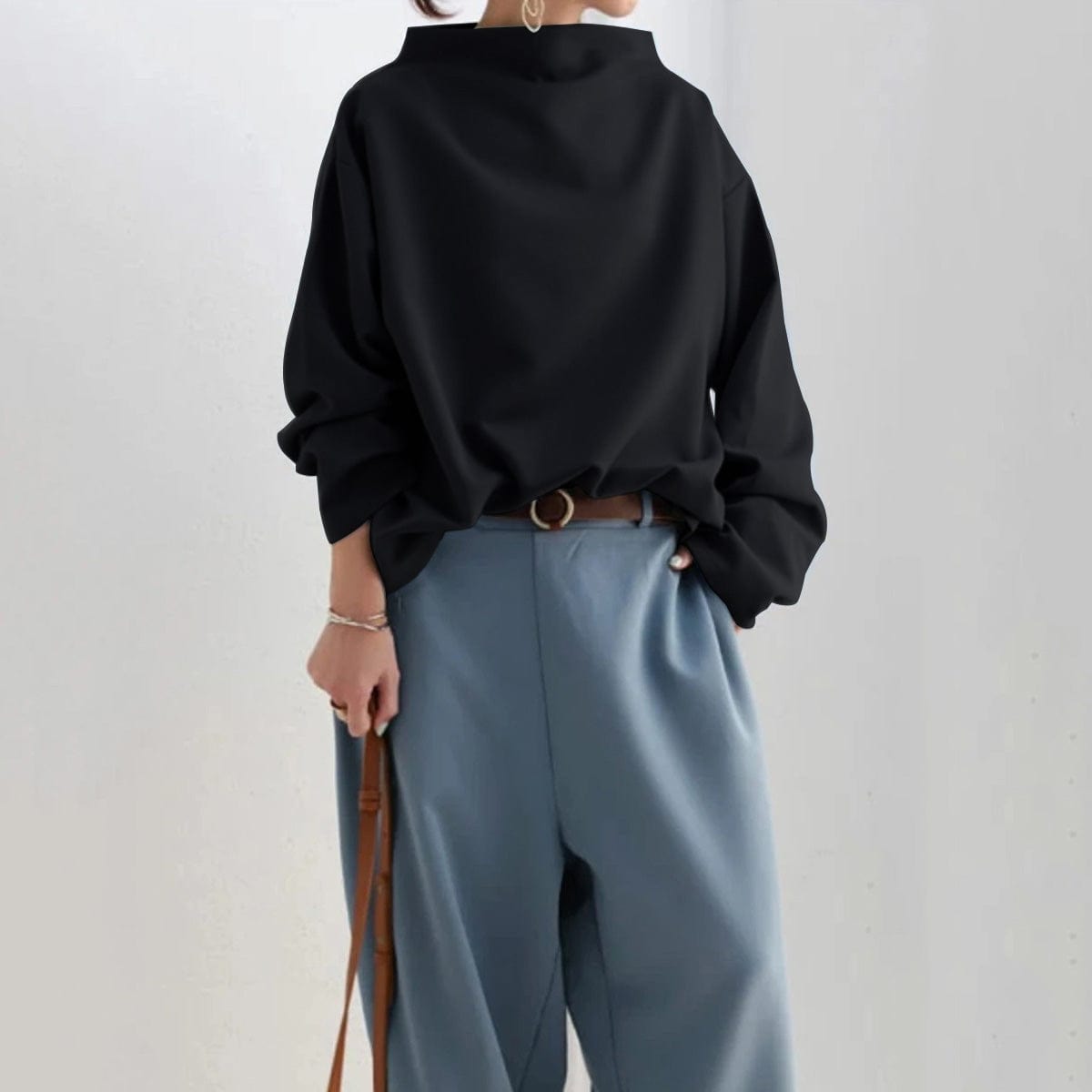 Laevynne | High-Neck Casual Top