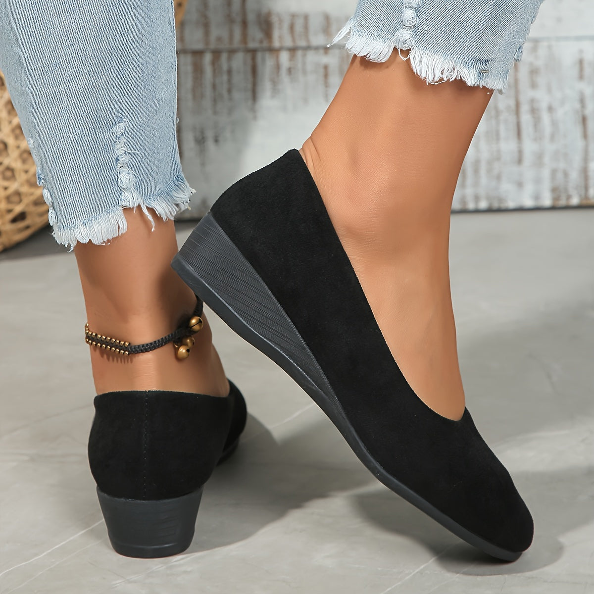 Lioren | Comfortable Wedge Shoes